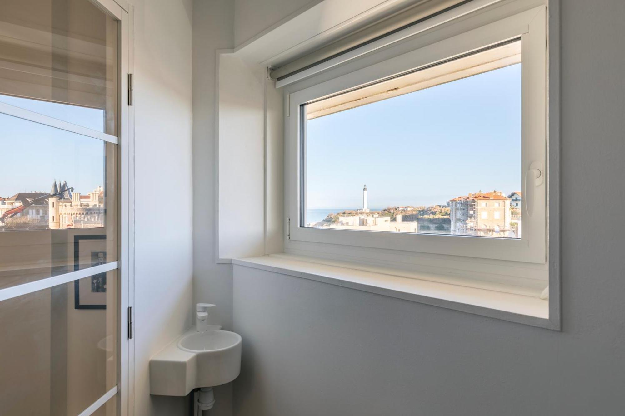 Duplex Panoramique Avec Vue Sur L'ocean Et Jaccuzi Biarriz